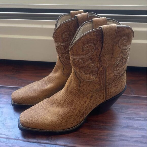 Women's Durango Cowboy boots size 6 - Picture 2 of 3